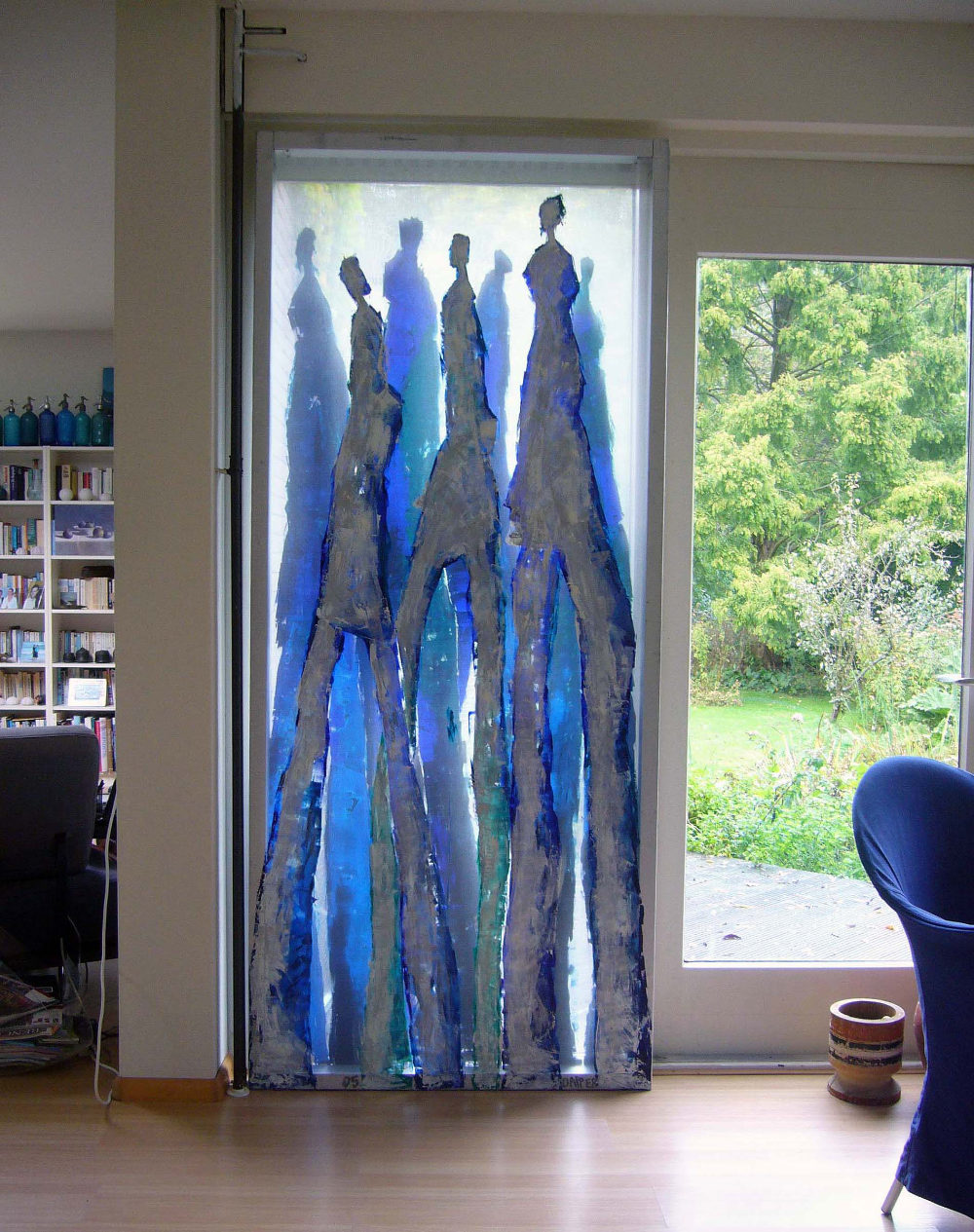 Blue Profiles: Transparent painting